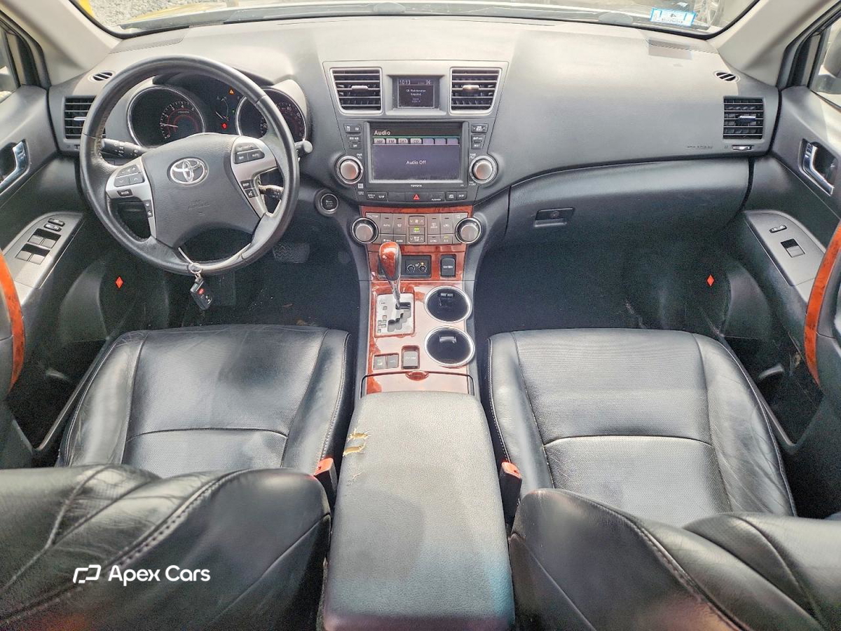 Toyota Highlander 2011