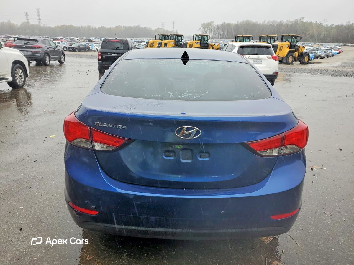 Hyundai Elantra 2015