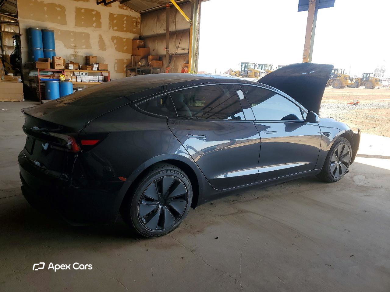 Tesla Model 3 2025