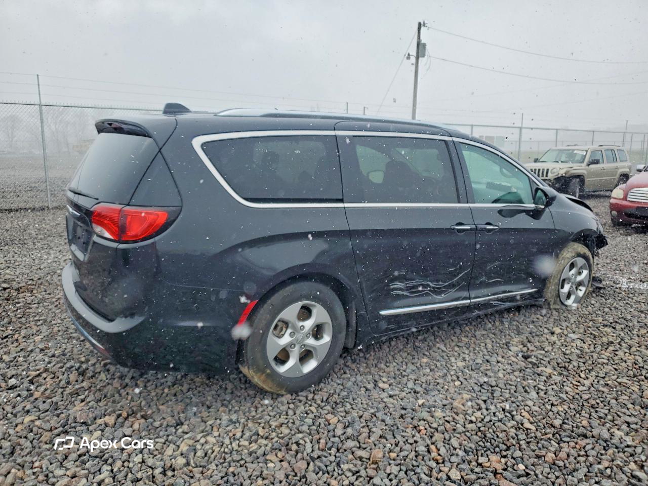 Chrysler Pacifica 2017