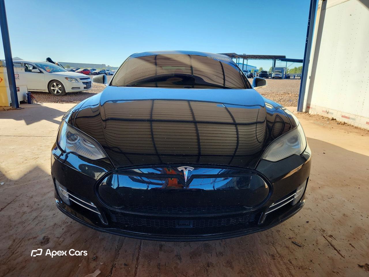 Tesla Model S 2015
