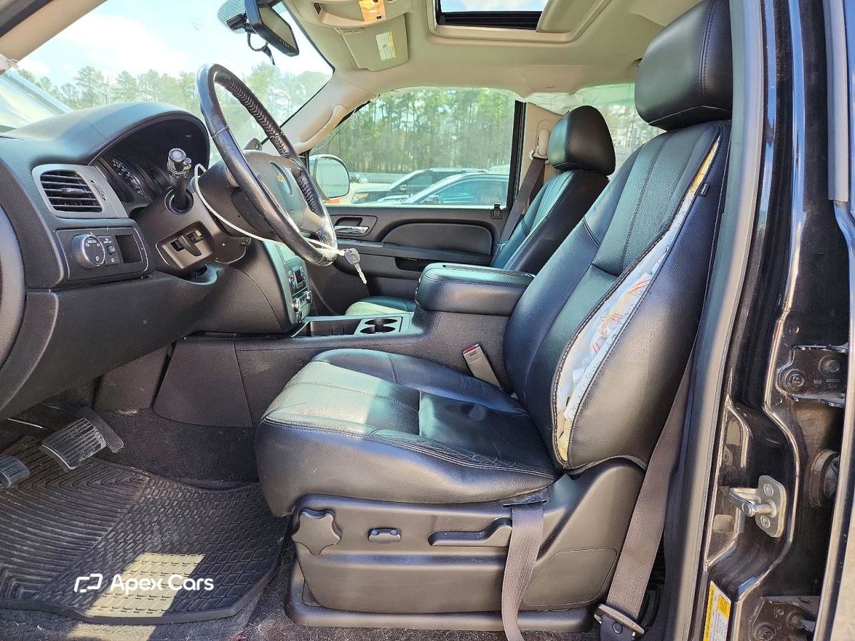 Chevrolet Tahoe 2012