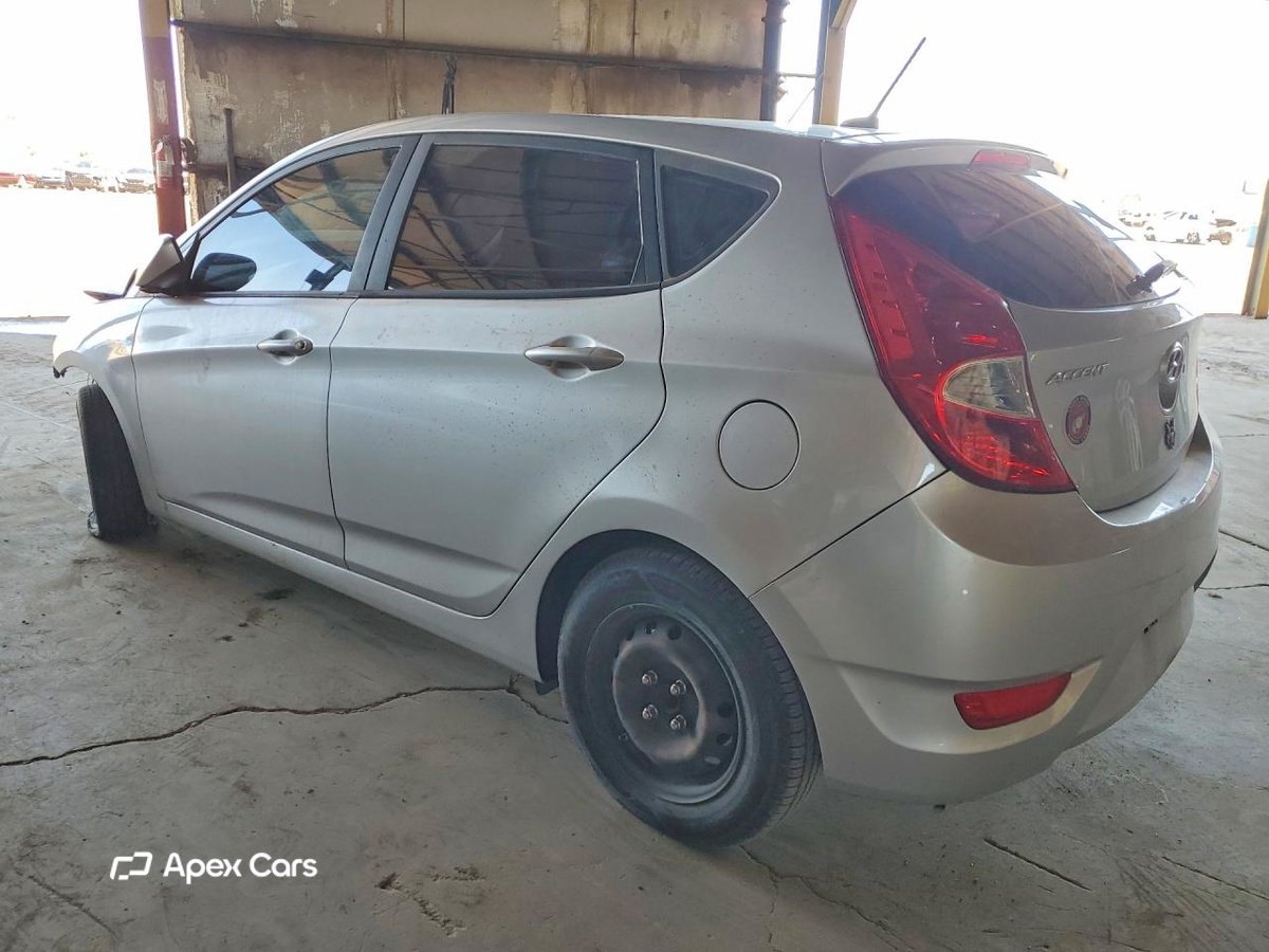 Hyundai Accent 2015