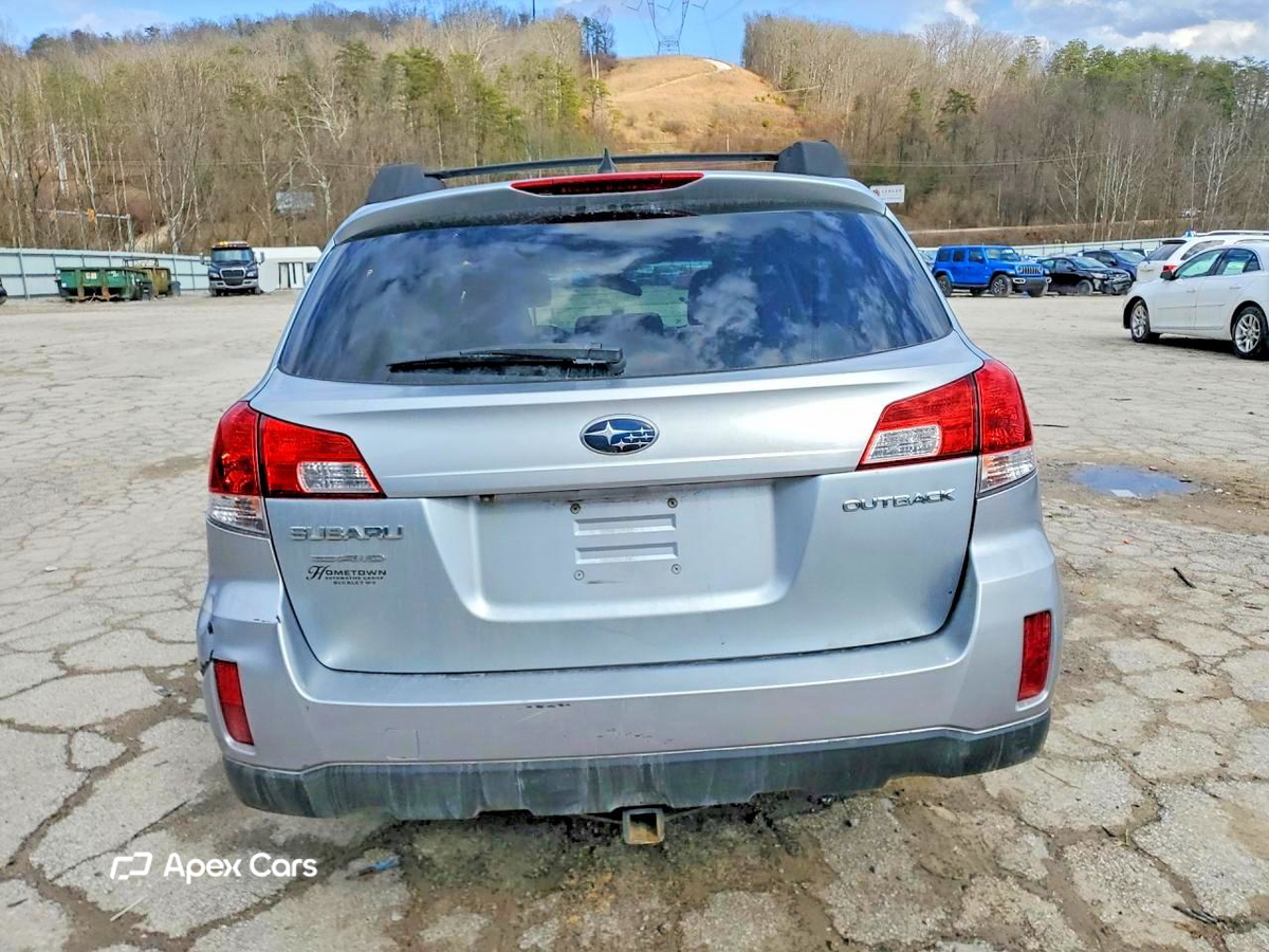 Subaru Outback 2013