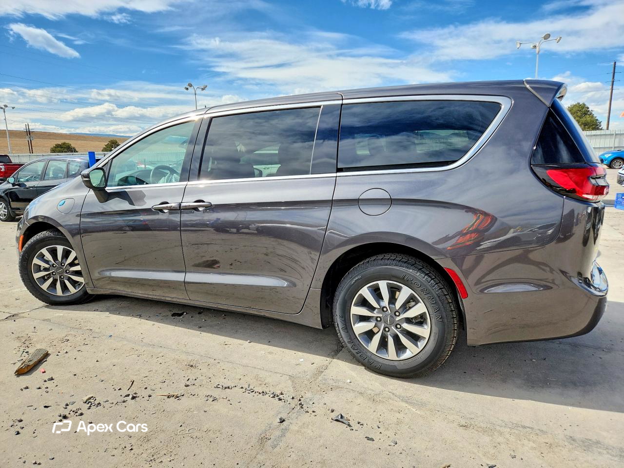 Chrysler Pacifica 2023