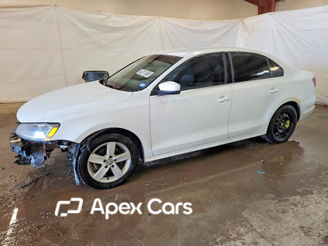 Volkswagen Jetta 2017 - Image 1 of 12