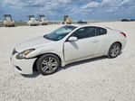 Nissan Altima 2010