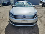 Volkswagen Passat 2013