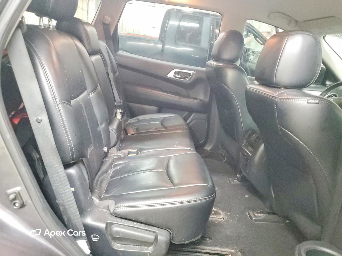 Nissan Pathfinder 2017