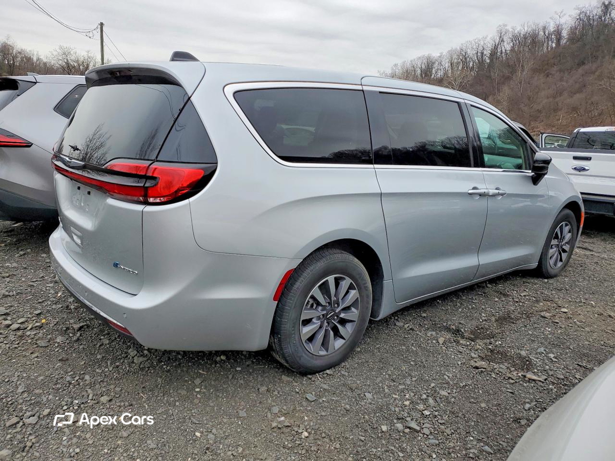 Chrysler Pacifica 2024