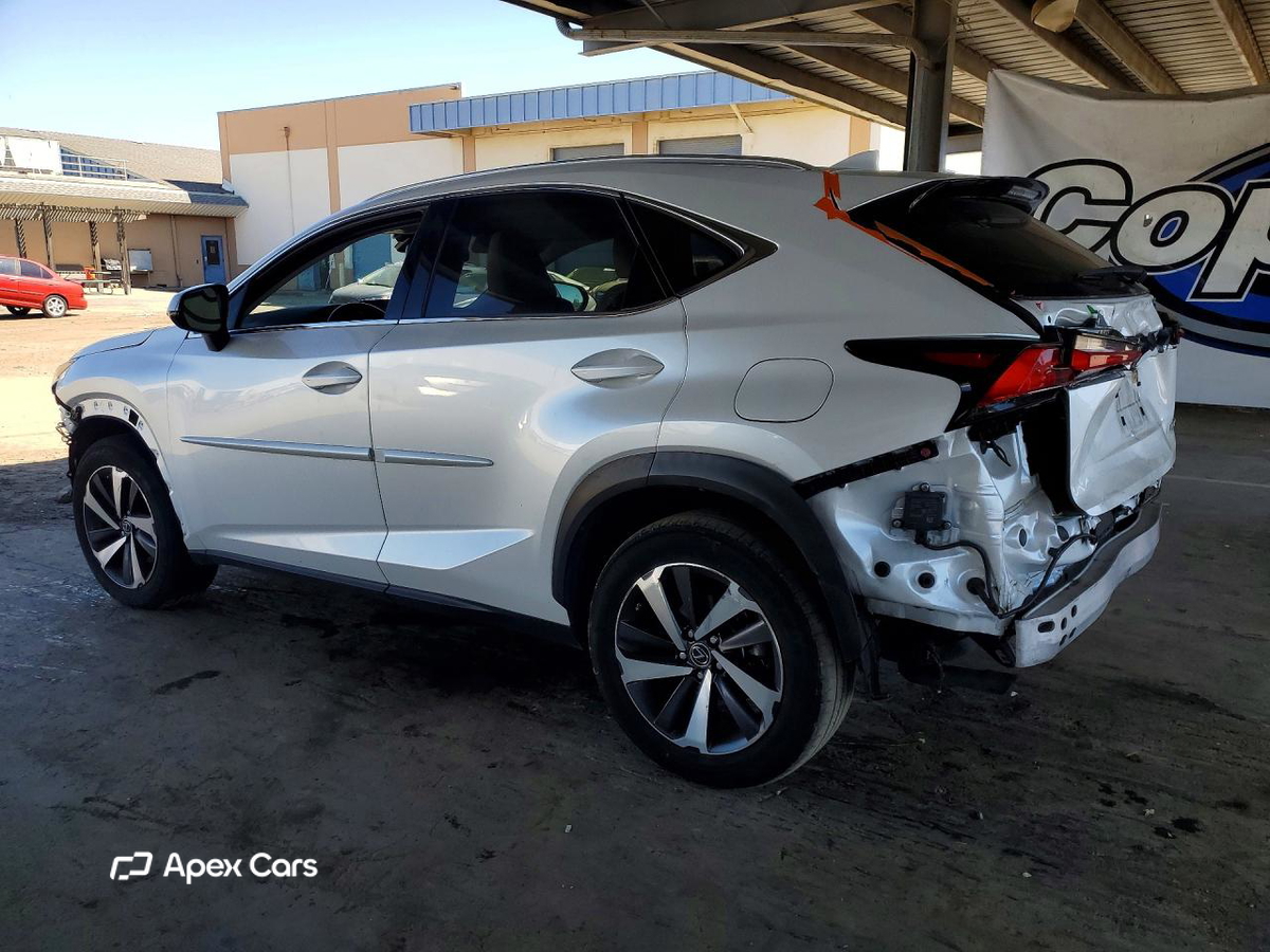 Lexus NX 2021