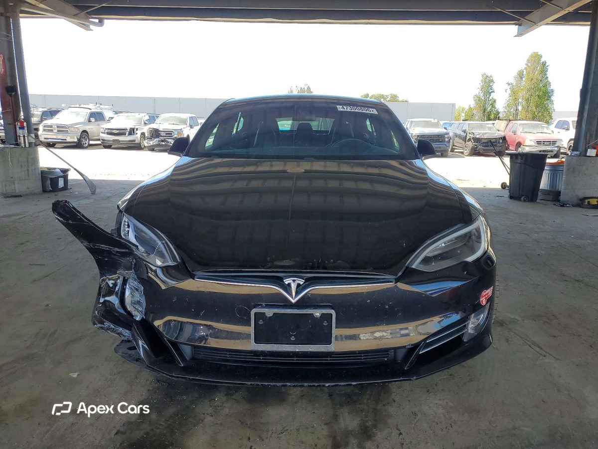 Tesla Model S 2016