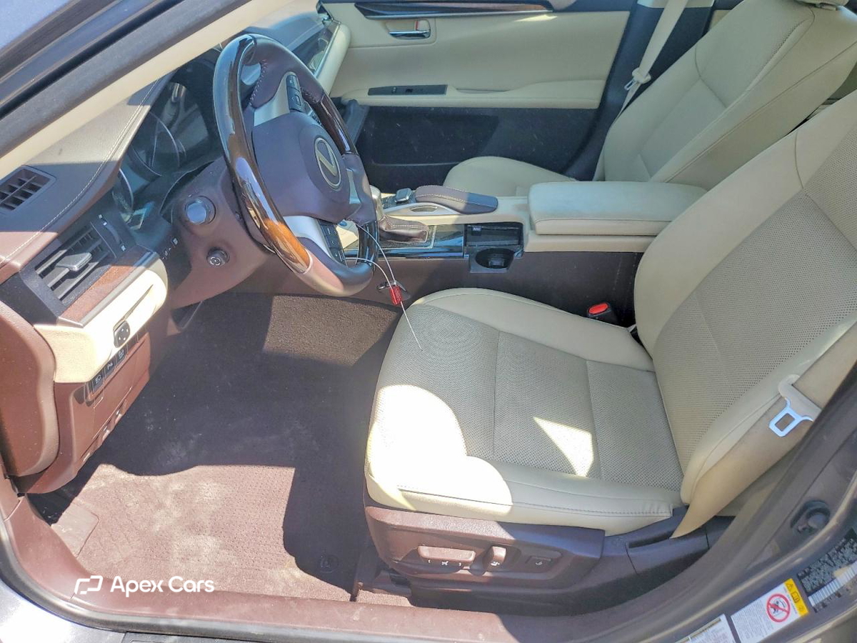 Lexus ES 2018