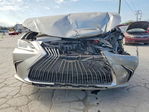 Lexus ES 2019