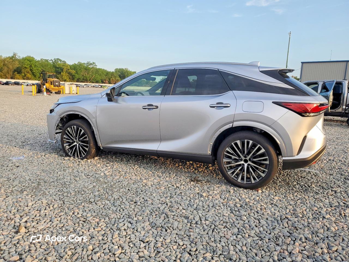 Lexus RX 2025