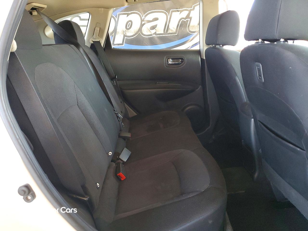 Nissan Rogue 2011