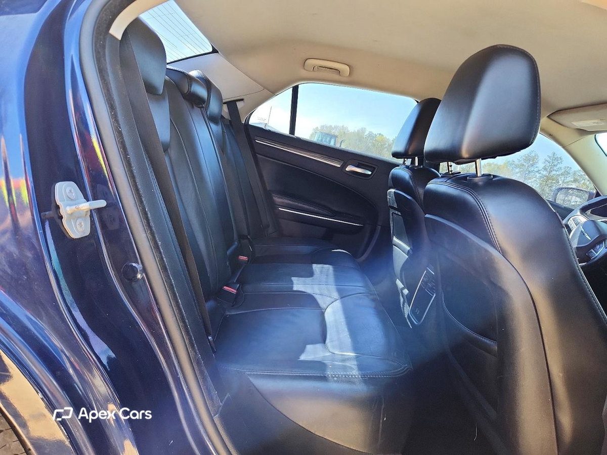 Chrysler 300 2015