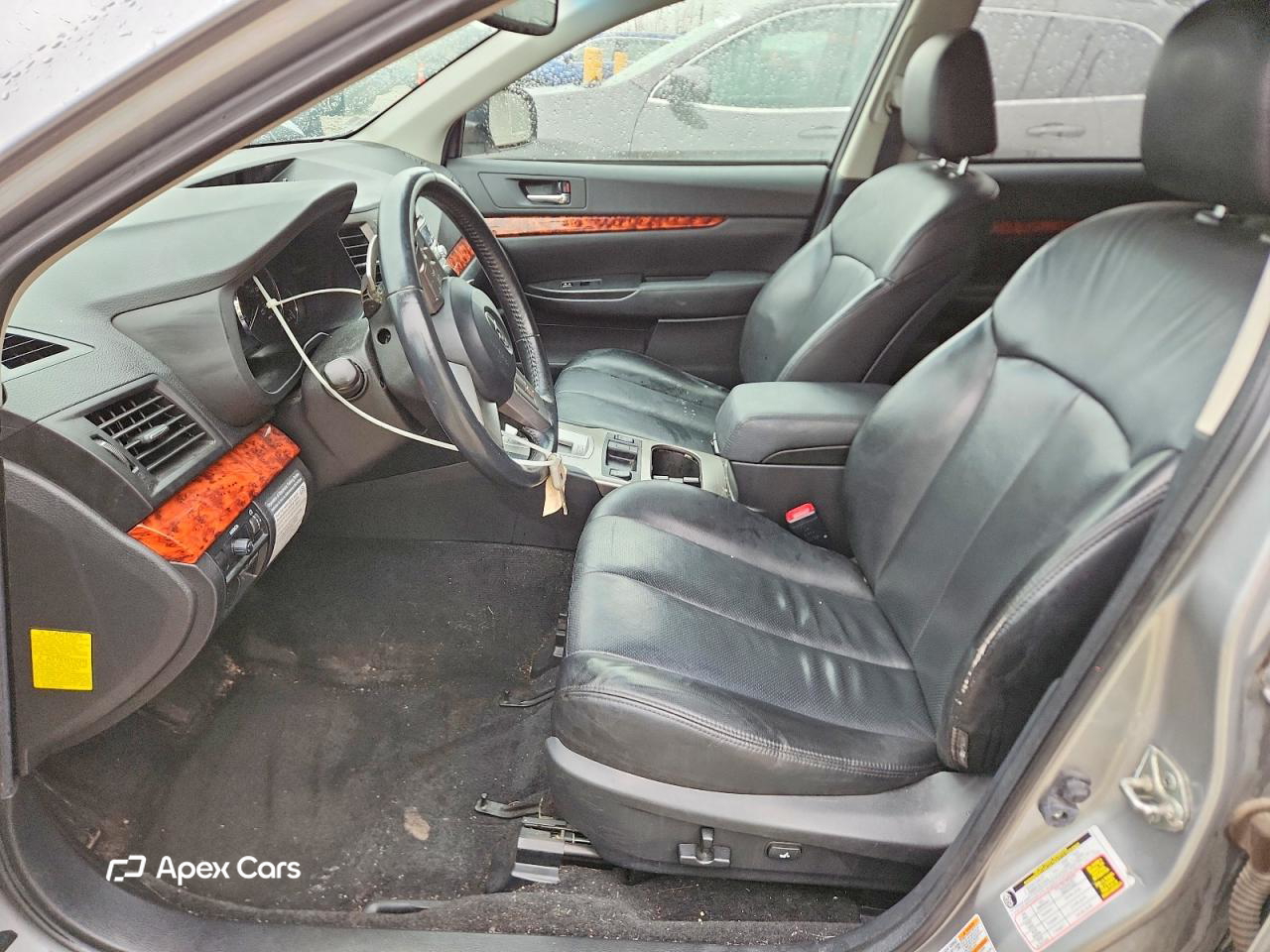 Subaru Outback 2011