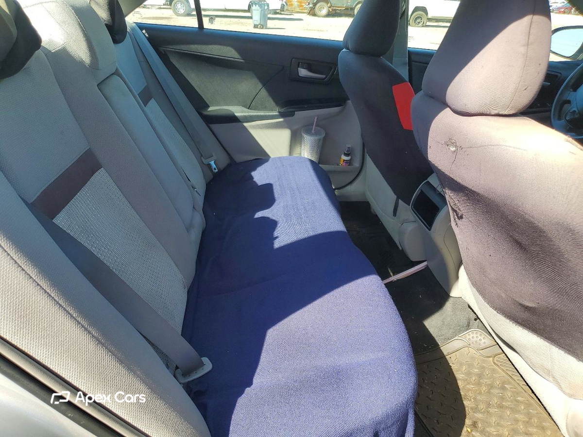 Toyota Camry 2012