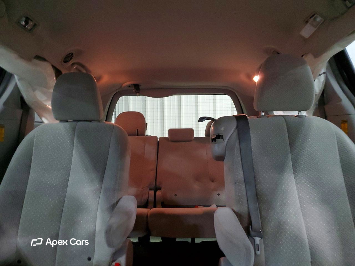 Toyota Sienna 2014