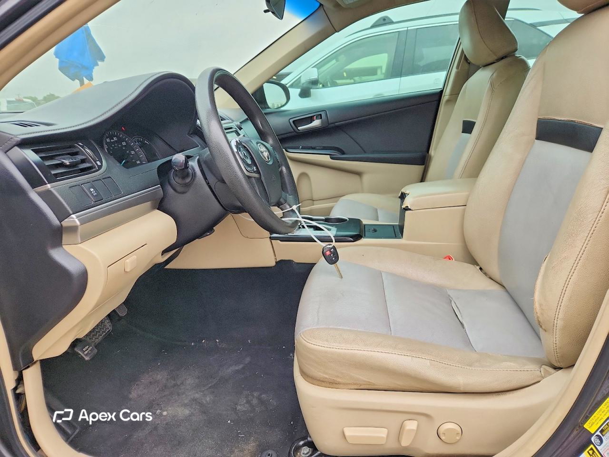 Toyota Camry 2012