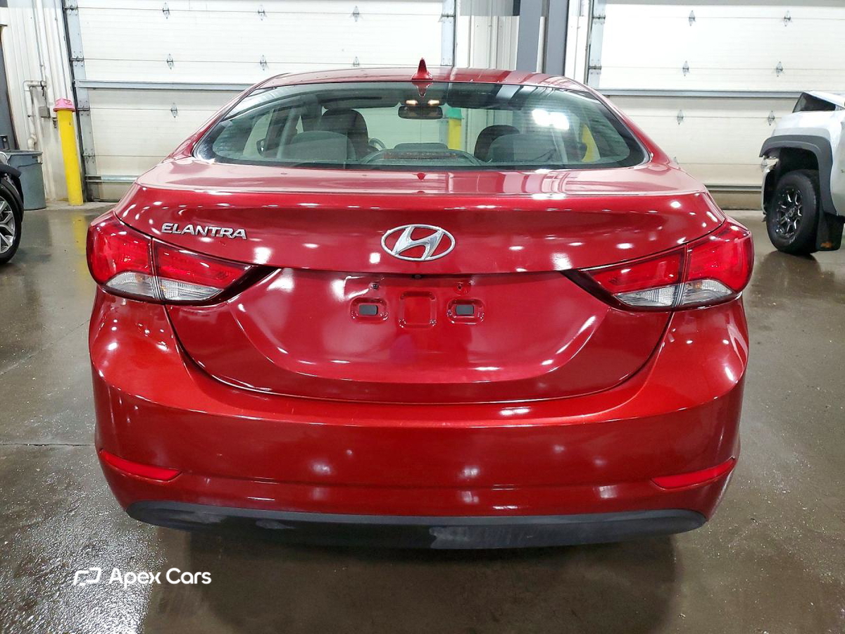 Hyundai Elantra 2016