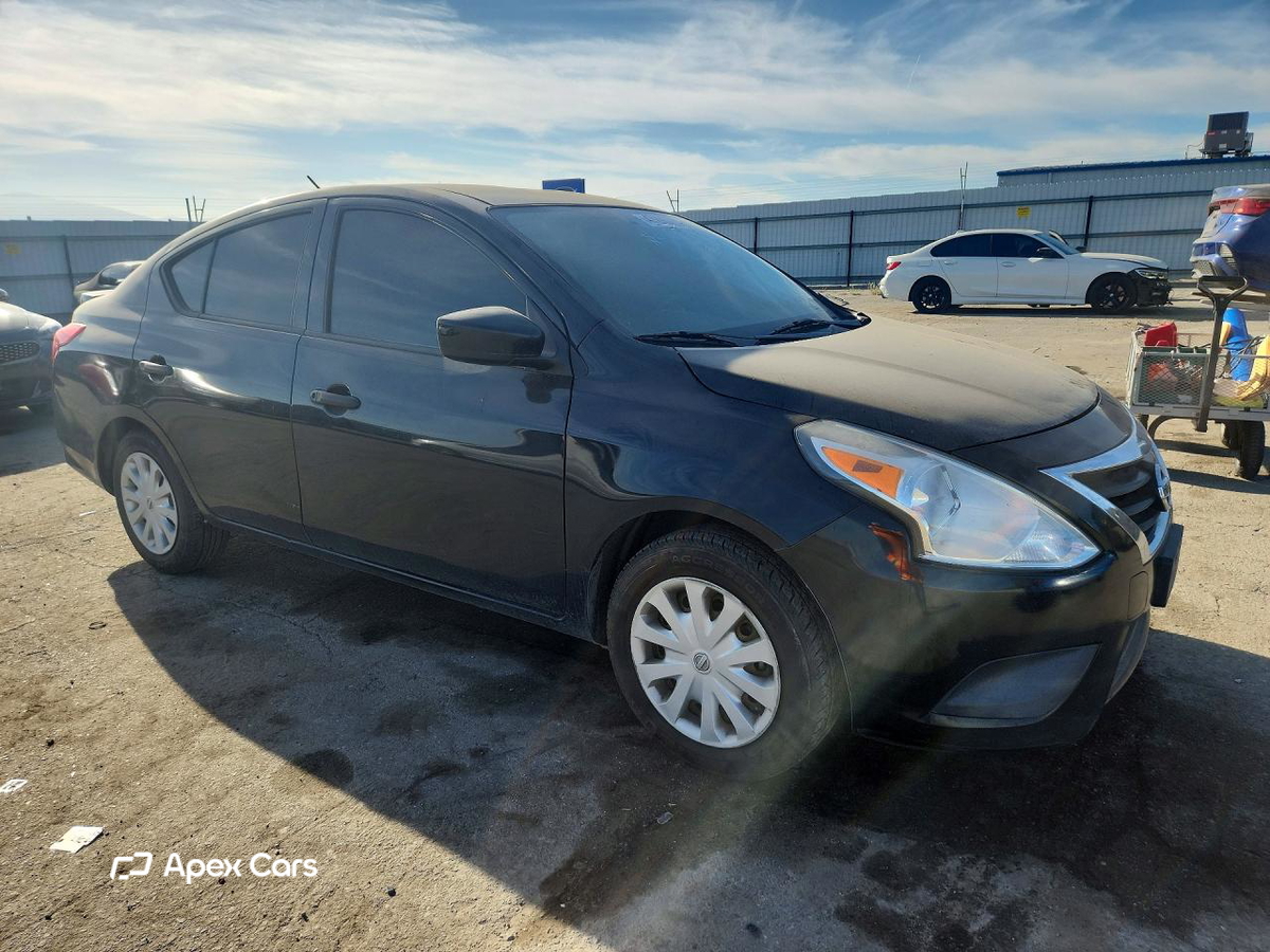 Nissan Versa 2019