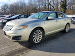 Lincoln MKS 2010