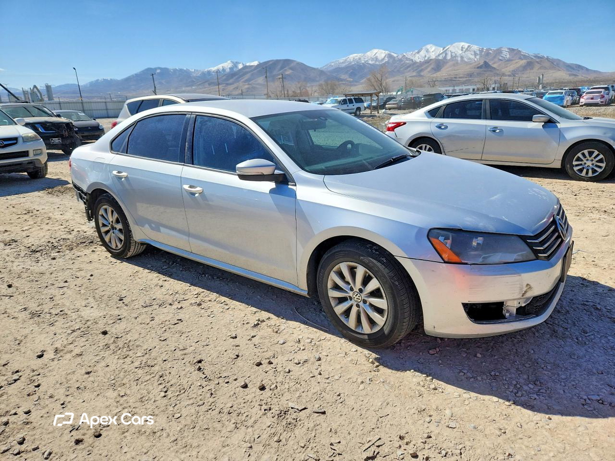 Volkswagen Passat 2013