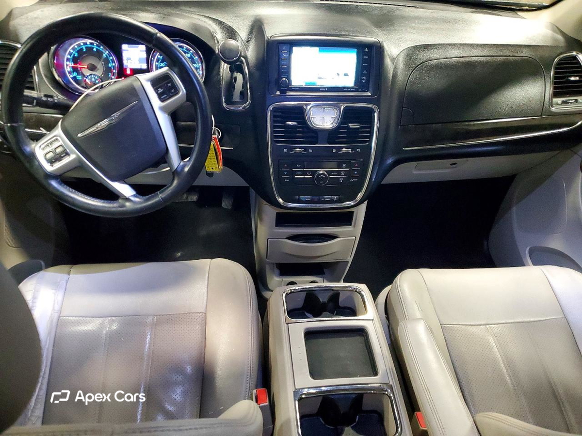 Chrysler Voyager 2012