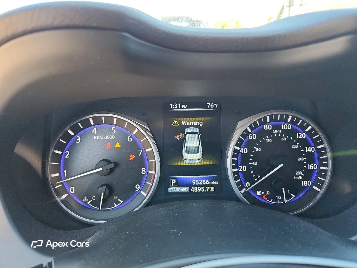 Infiniti Q50 2015