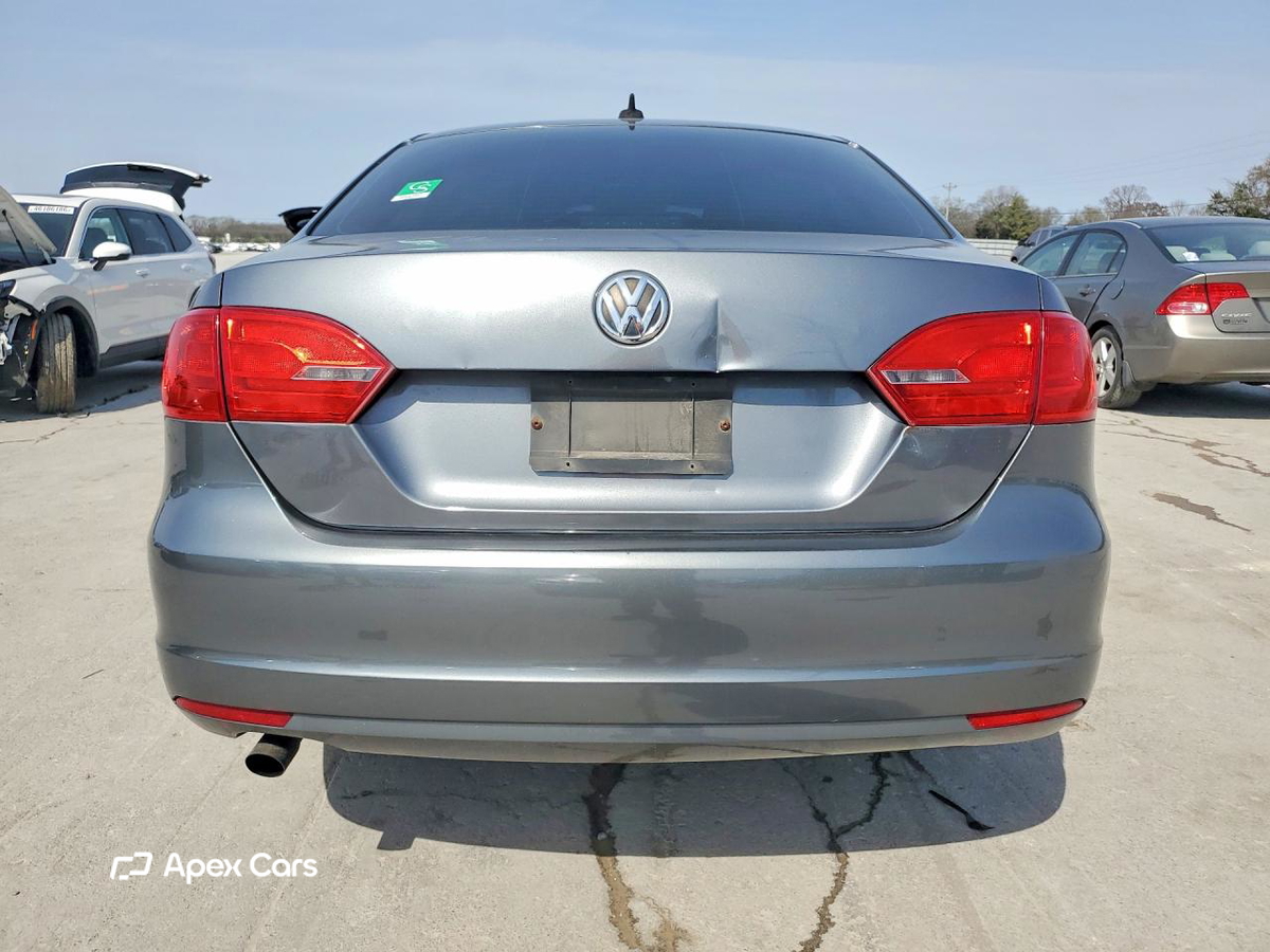 Volkswagen Jetta 2013