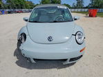 Volkswagen Beetle 2010