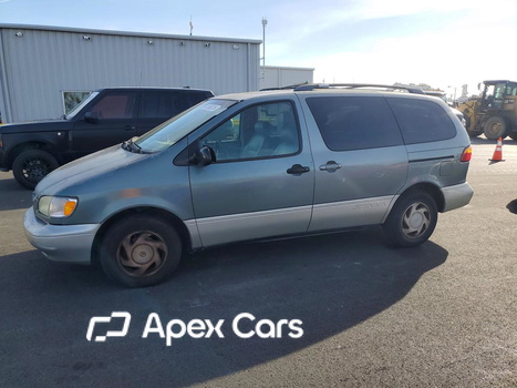 Toyota Sienna 2000 - Image 1 of 13