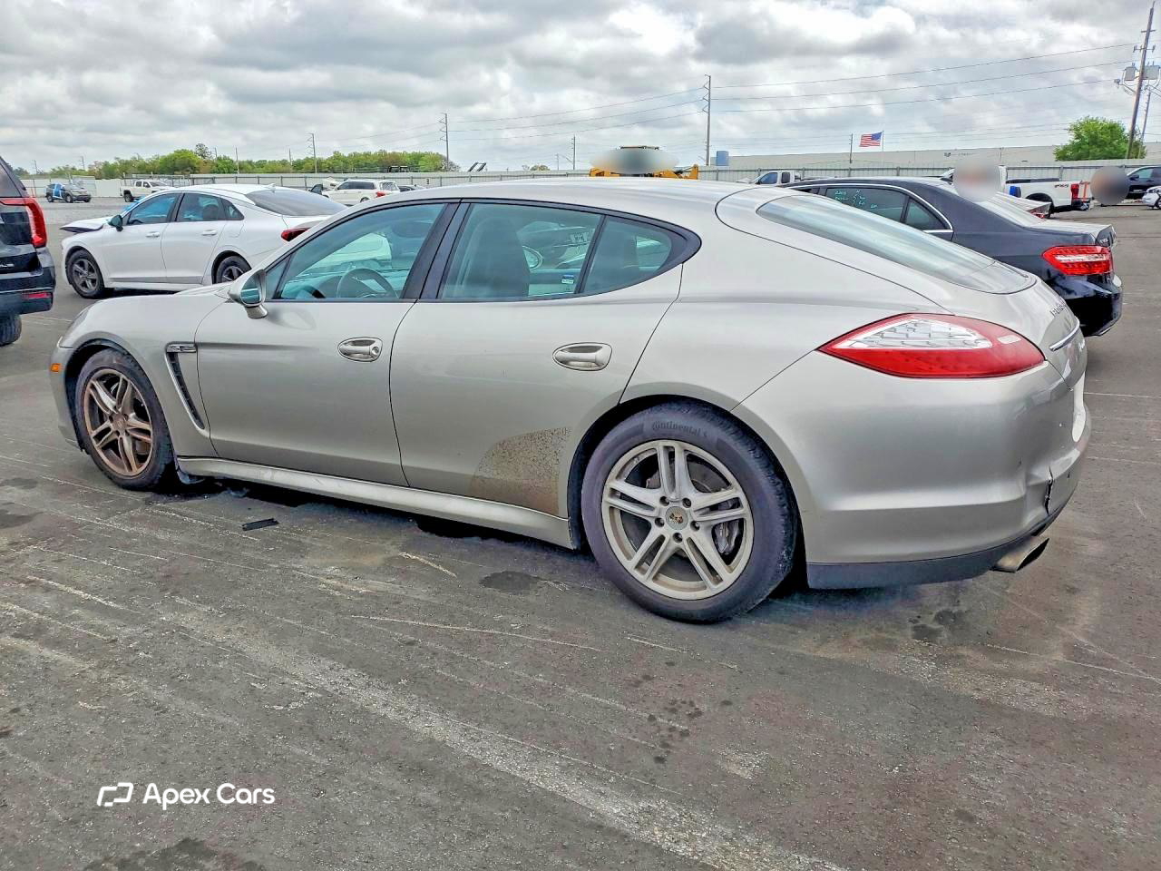 Porsche  2011