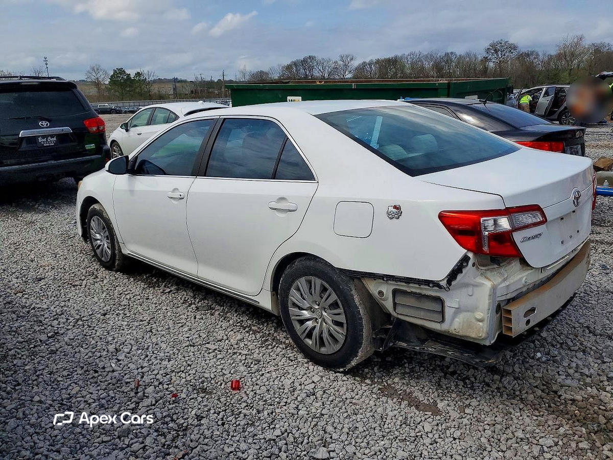 Toyota Camry 2012