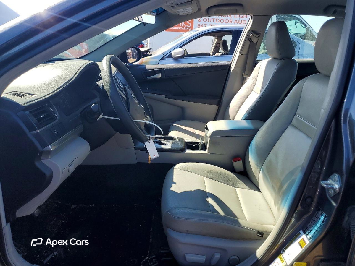 Toyota Camry 2012