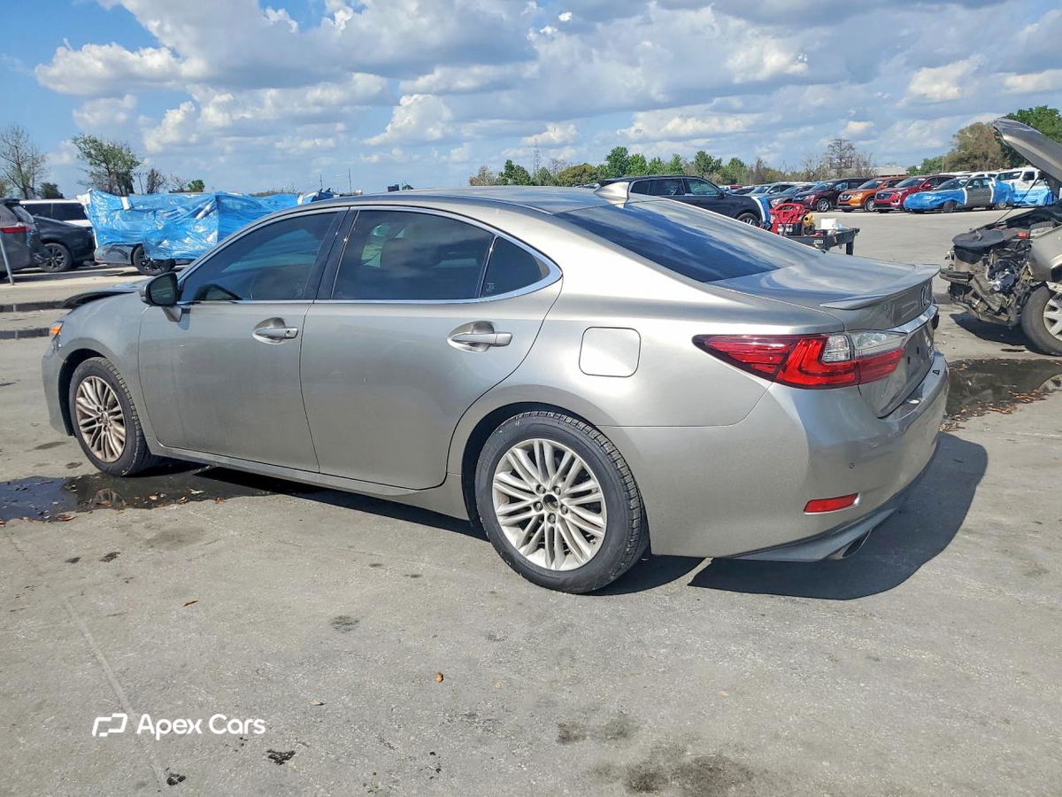 Lexus ES 2016