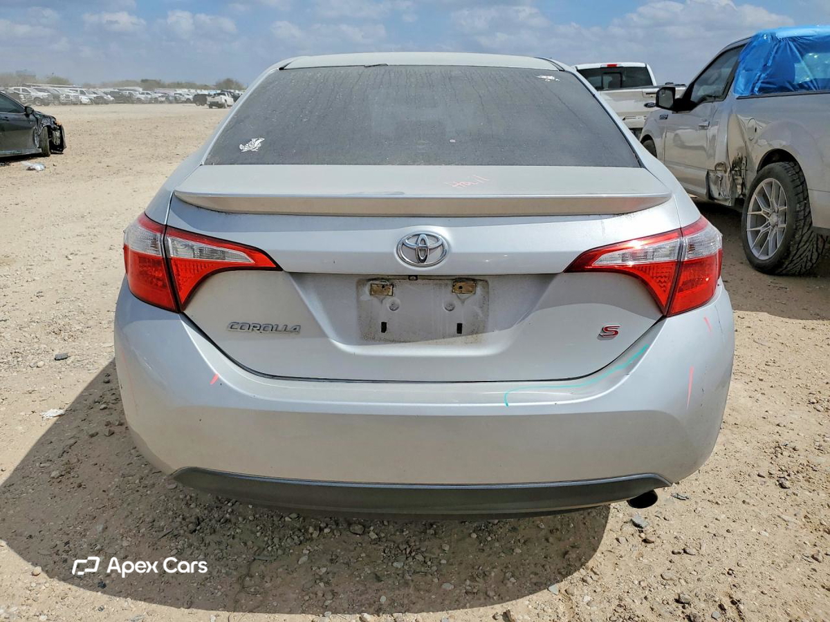Toyota Corolla 2015