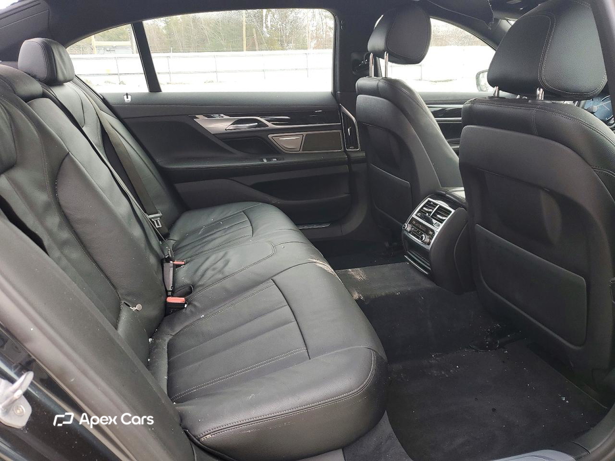BMW Series 7 2019