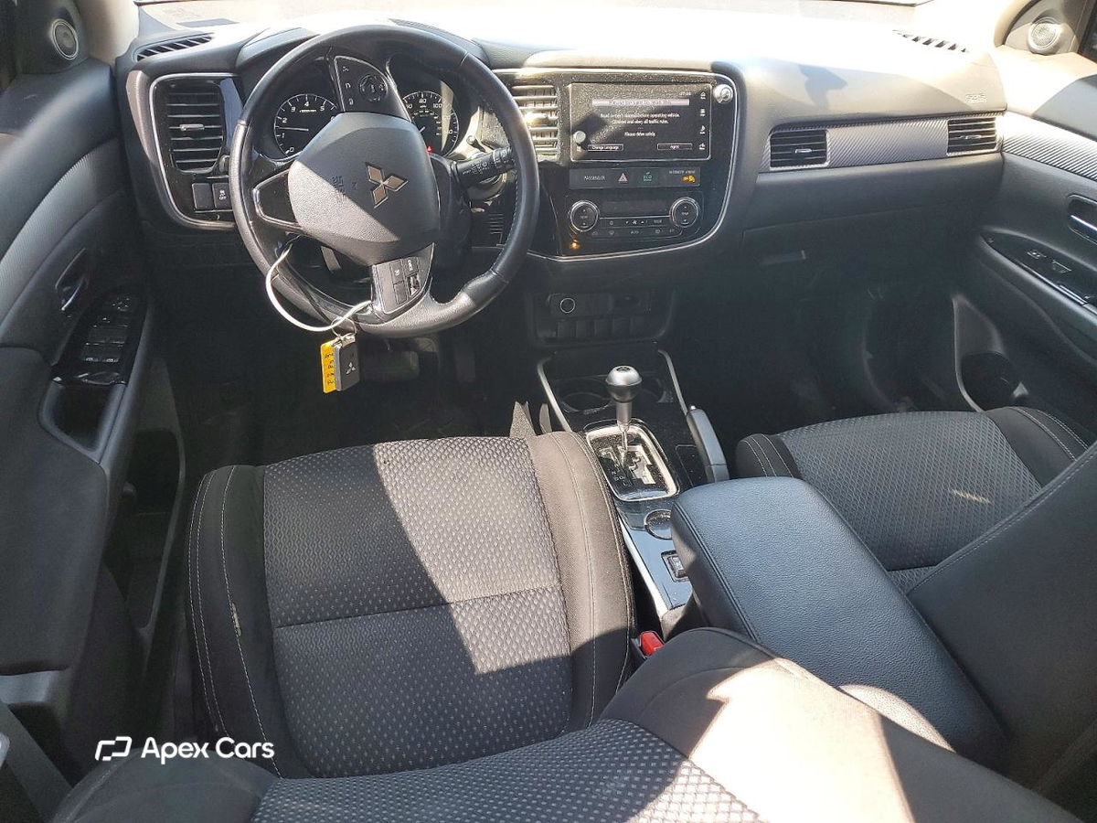 Mitsubishi Outlander 2018