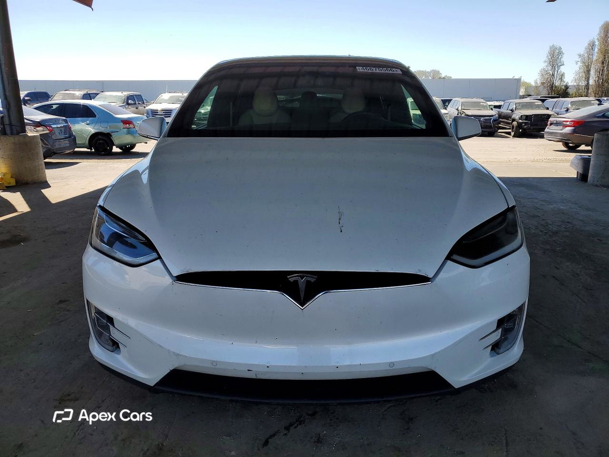 Tesla Model X 2016
