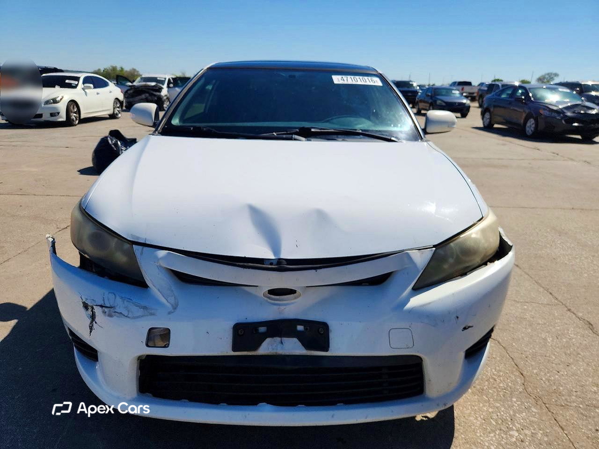 Scion tC 2011