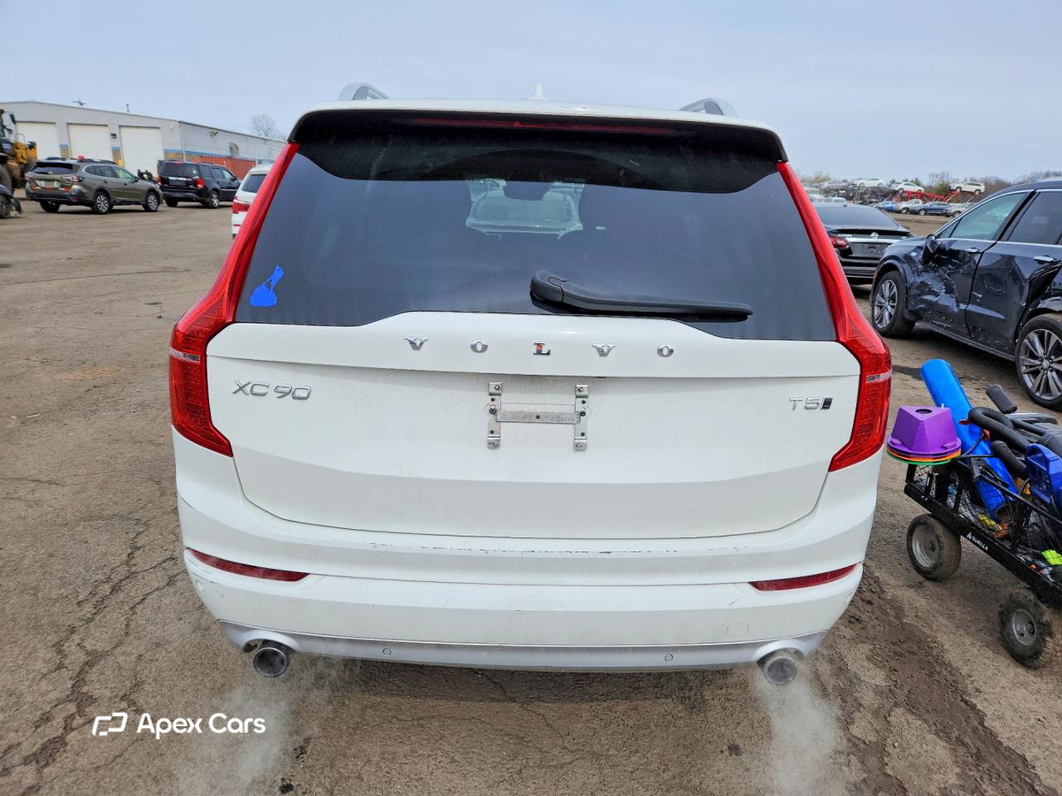 Volvo XC90 2019