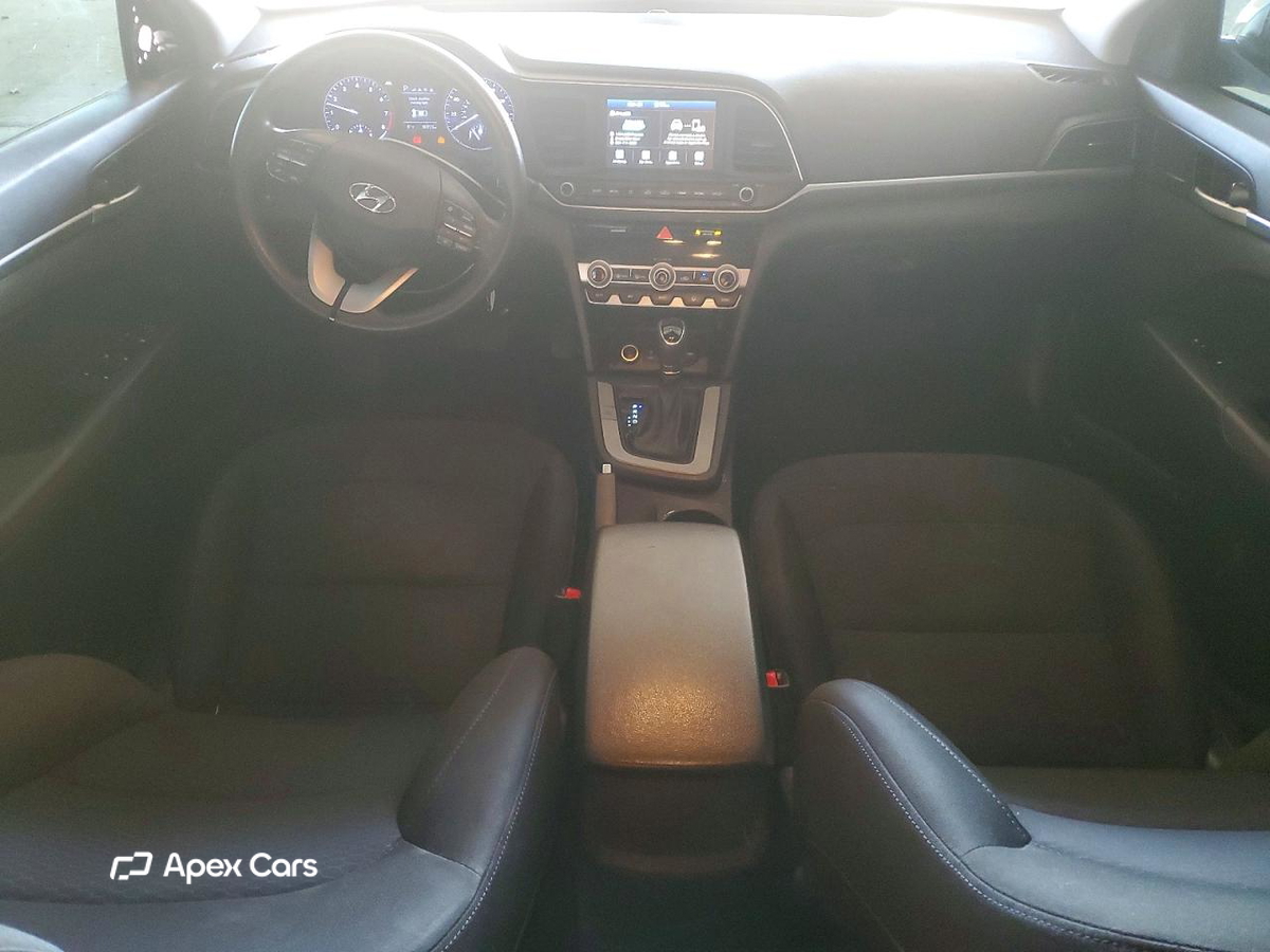 Hyundai Elantra 2020