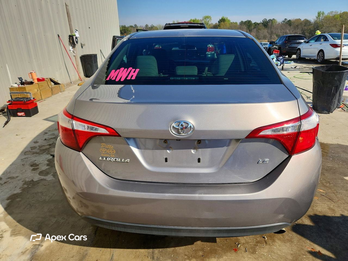 Toyota Corolla 2015