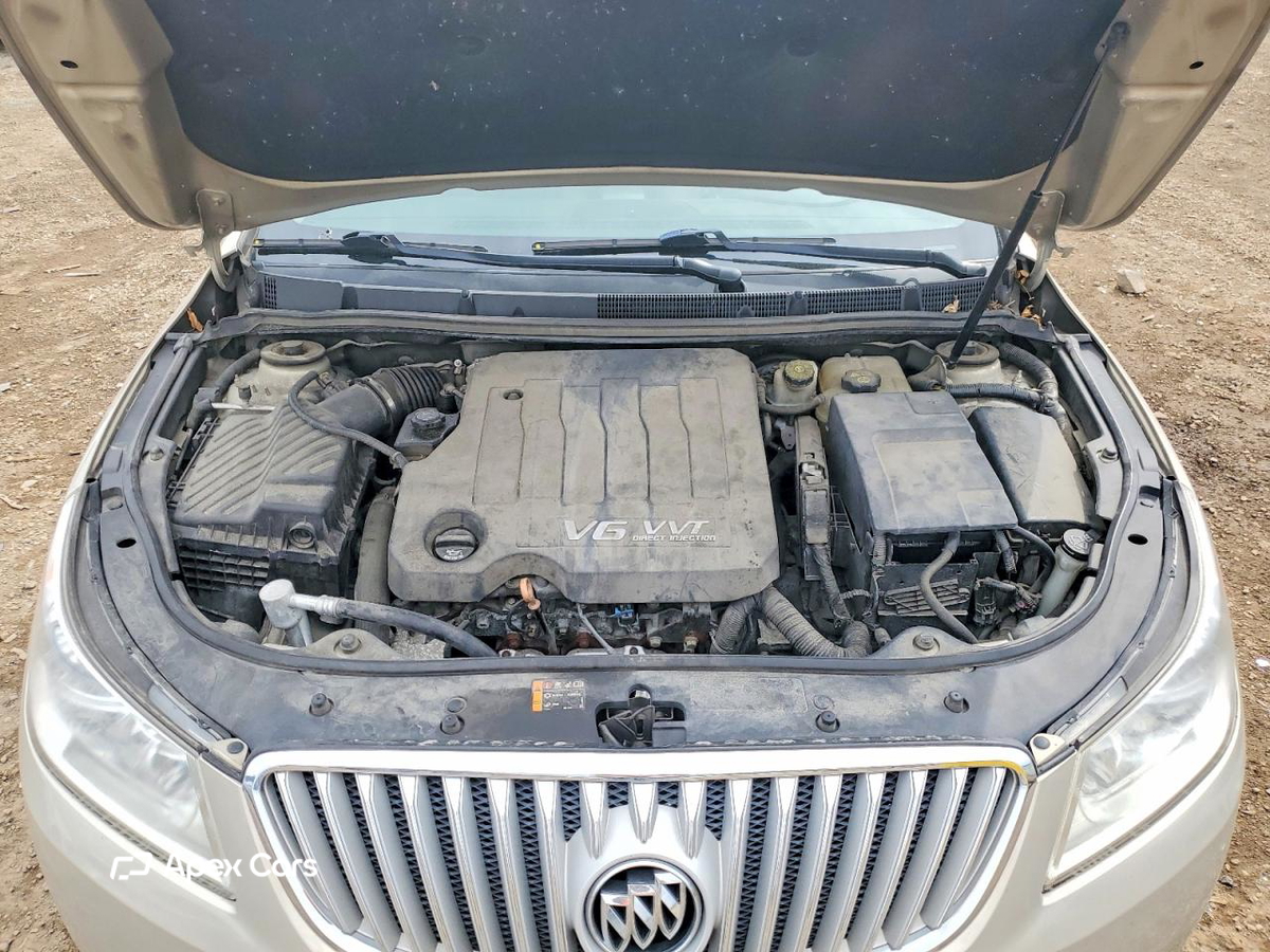 Buick LaCrosse 2011