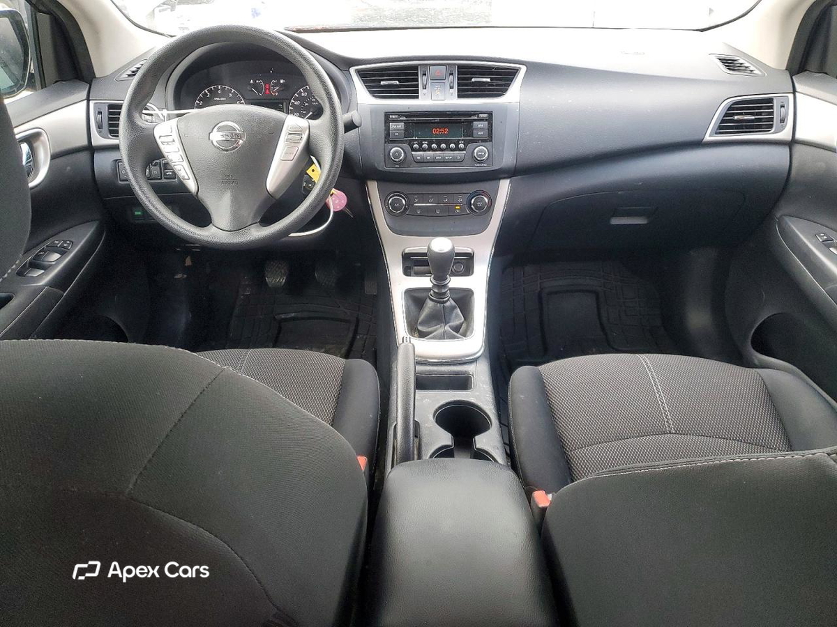Nissan Sentra 2015