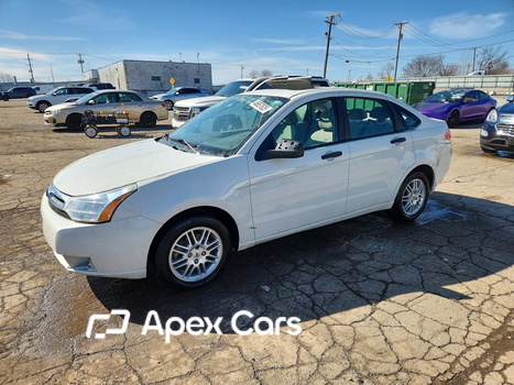Ford Focus 2010 - Image 1 of 12