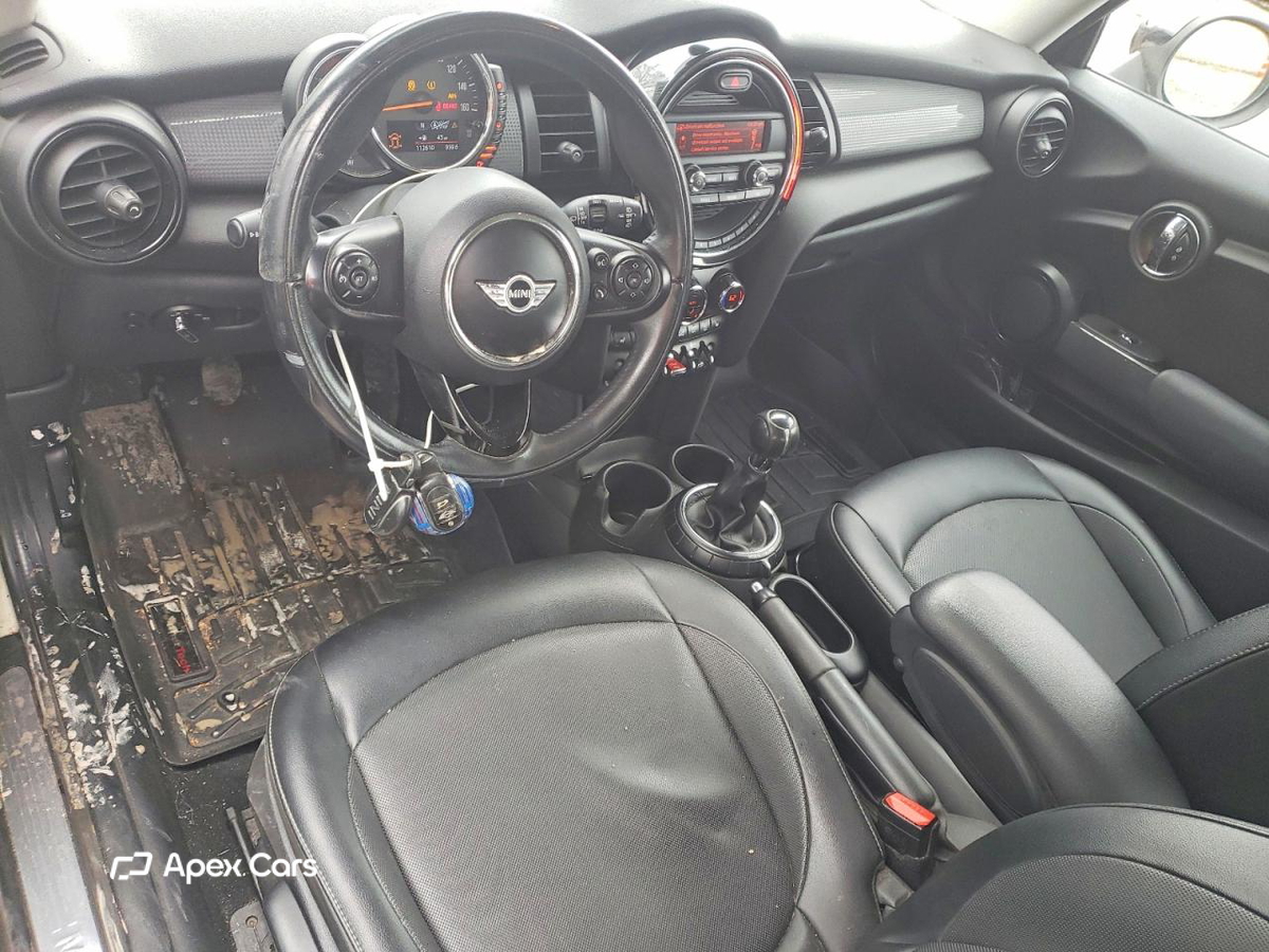 MINI Cooper 2015